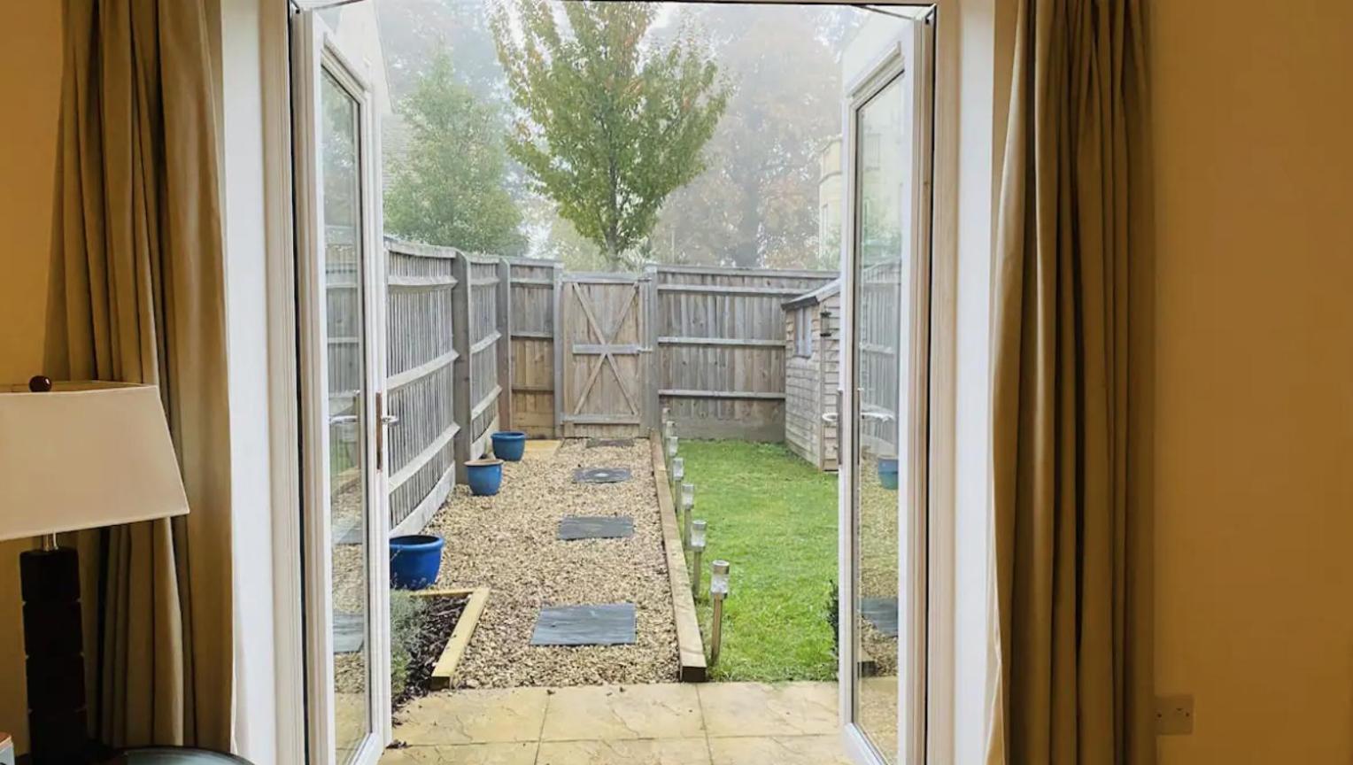 Holiday home Modern Town House In Cotswolds - 3 Double Bedrooms